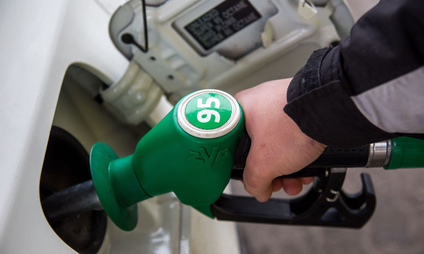 Стоимость бензина 95: факторы, влияющие на цену