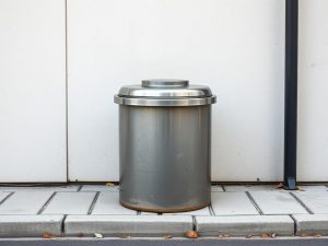 Все, что нужно знать о металлических контейнерах для мусора: как выбрать и зачем они нужны